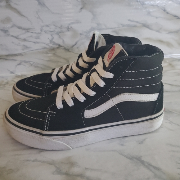 white vans size 2.5